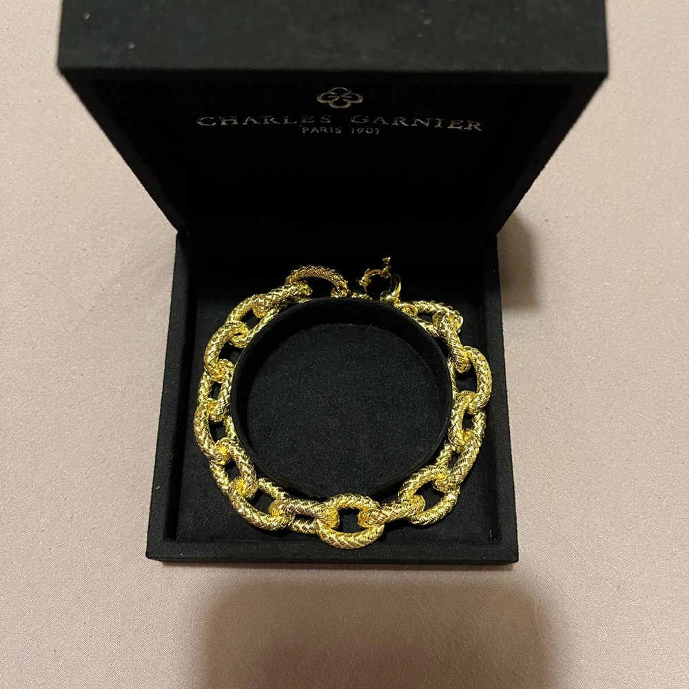 Charles Garnier Gold Bracelet - Picture 2 of 3